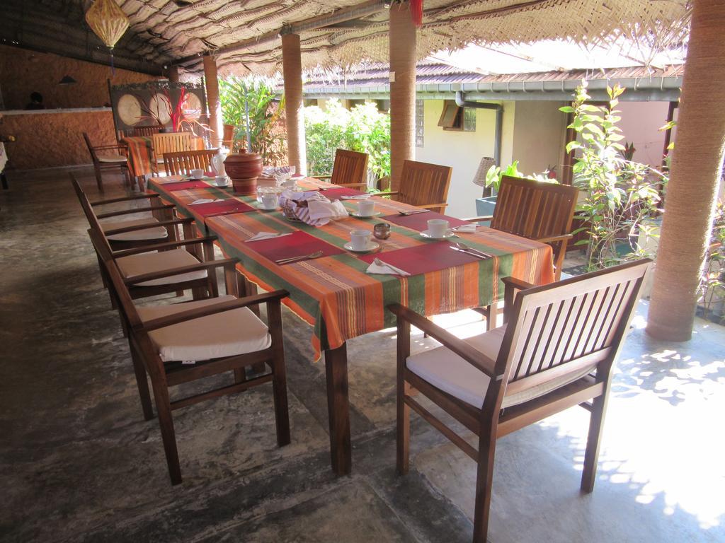 Lazy Lizard Hotel Galle Esterno foto